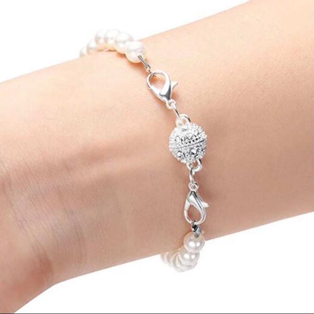 Set of 4 Chain extension 1.5in magnetic clasp.